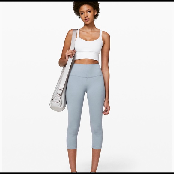 Lululemon Align Crop 21” size 6 - Picture 5 of 6